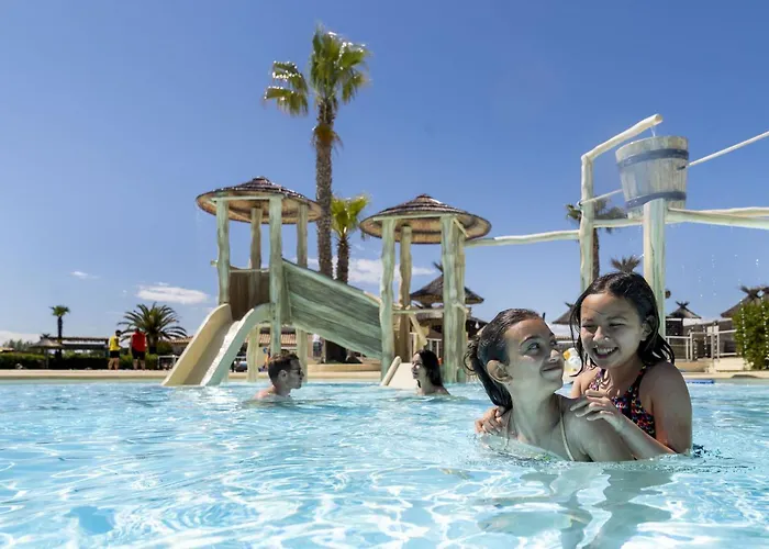 Camping 5p 2bdrms Aircon